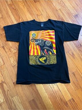 Obey Black Tee Peace Elephant Graphic size M